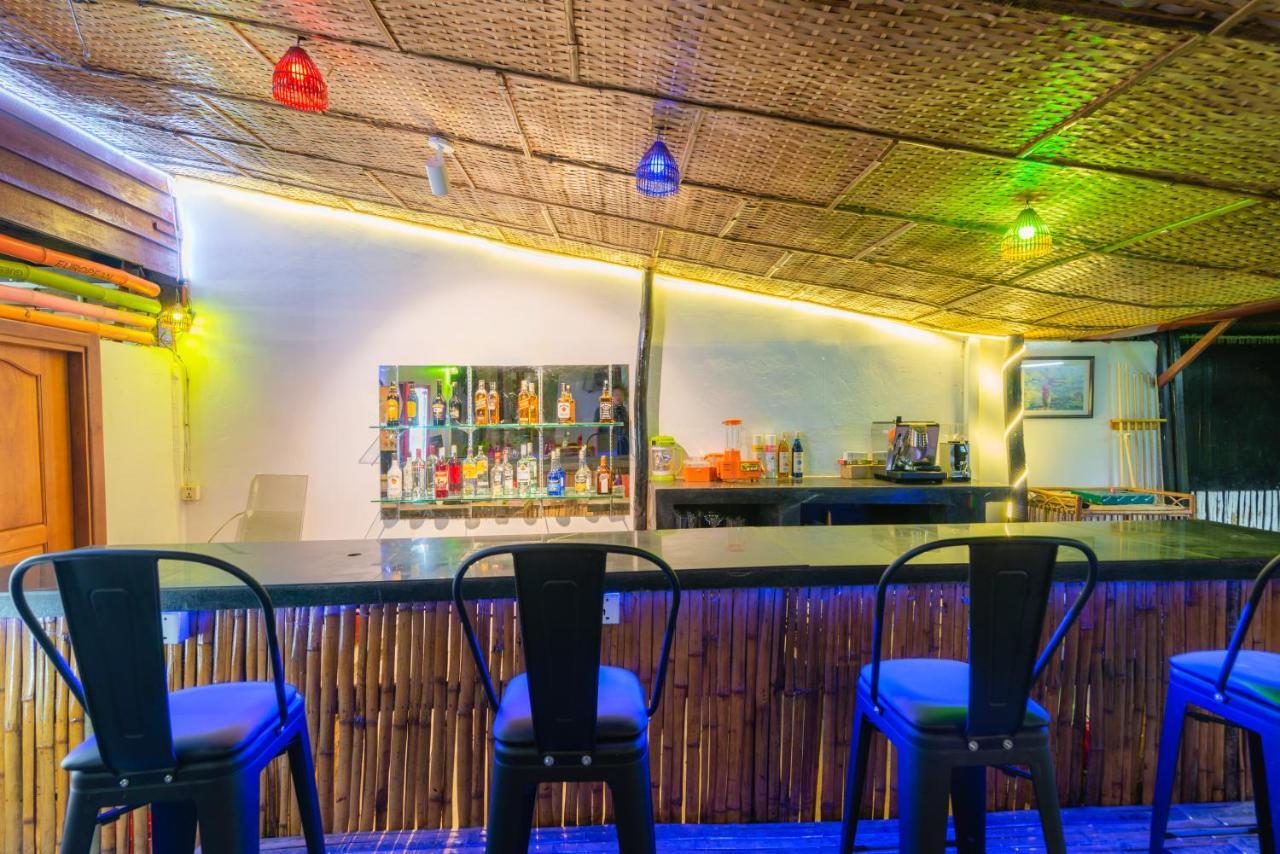 暹粒五朵玫瑰青年旅馆酒店 外观 照片